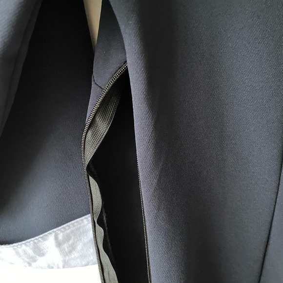 Navy stretch dress with peter pan white collar and pearl details - Picture 7 of 7